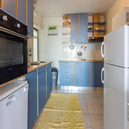Apartment Aneta Povile