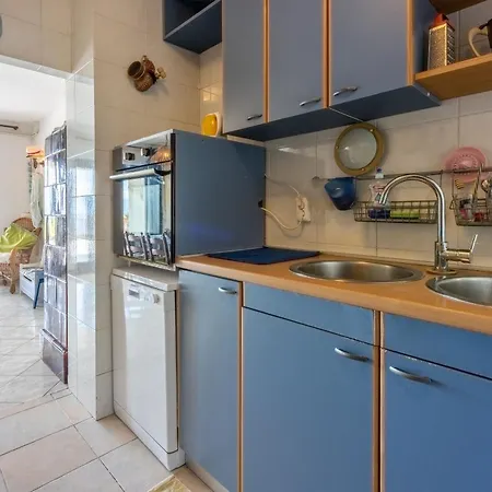 Aneta Apartment Povile